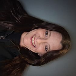 Sara F