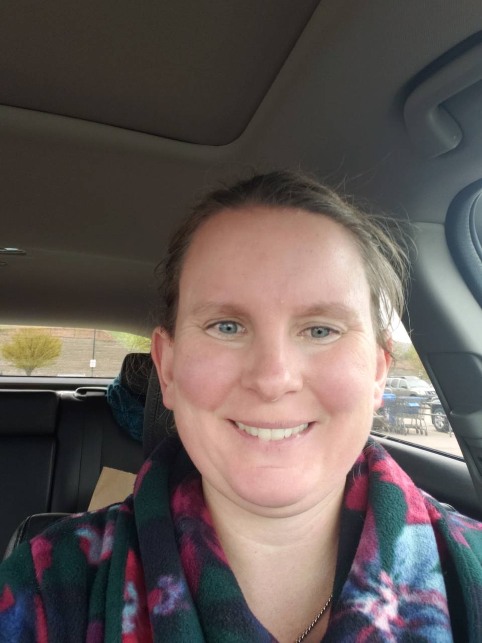 Four Paws Transport LLC-Helene L