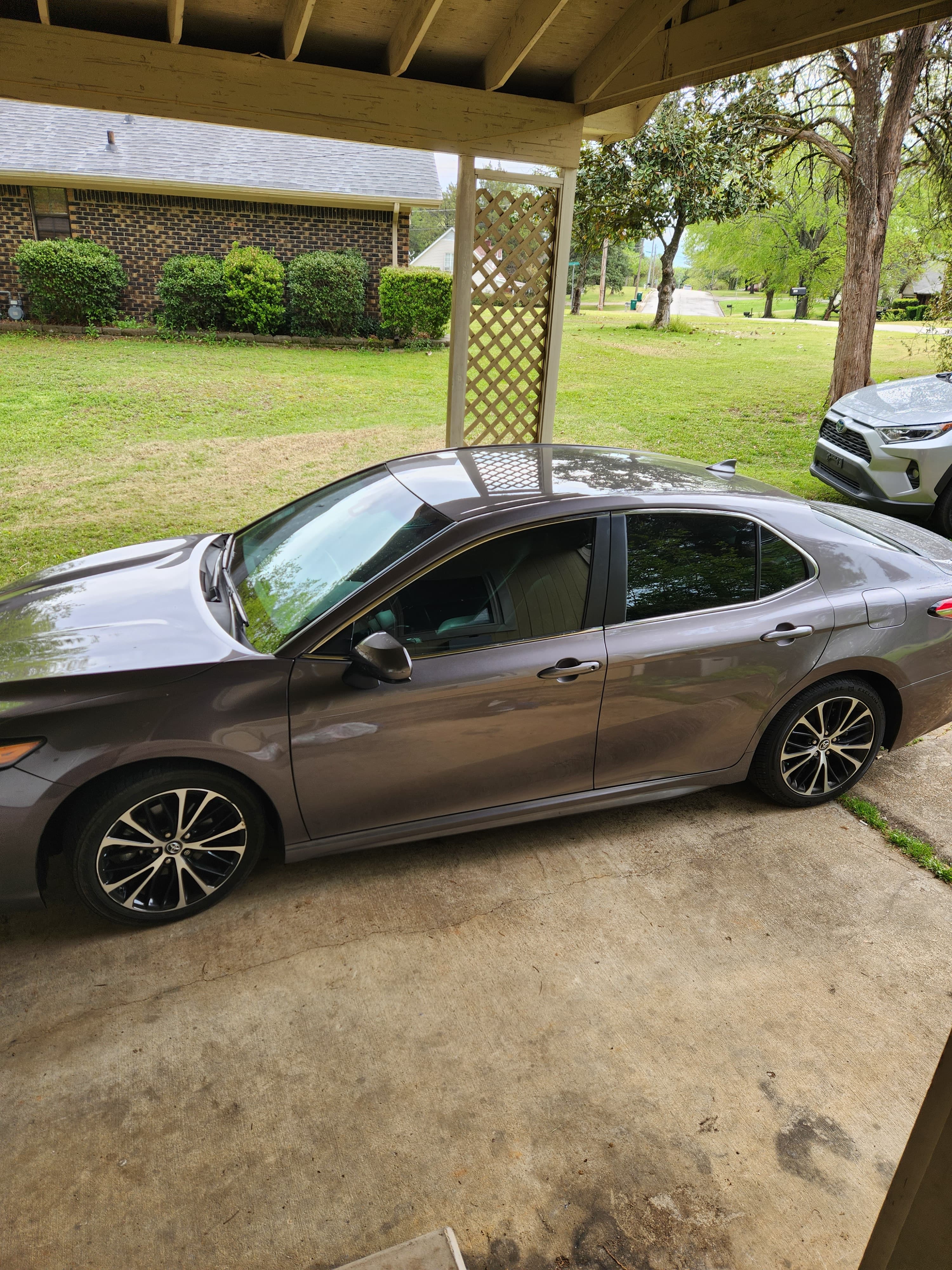 2019 Toyota Camry Hybrid