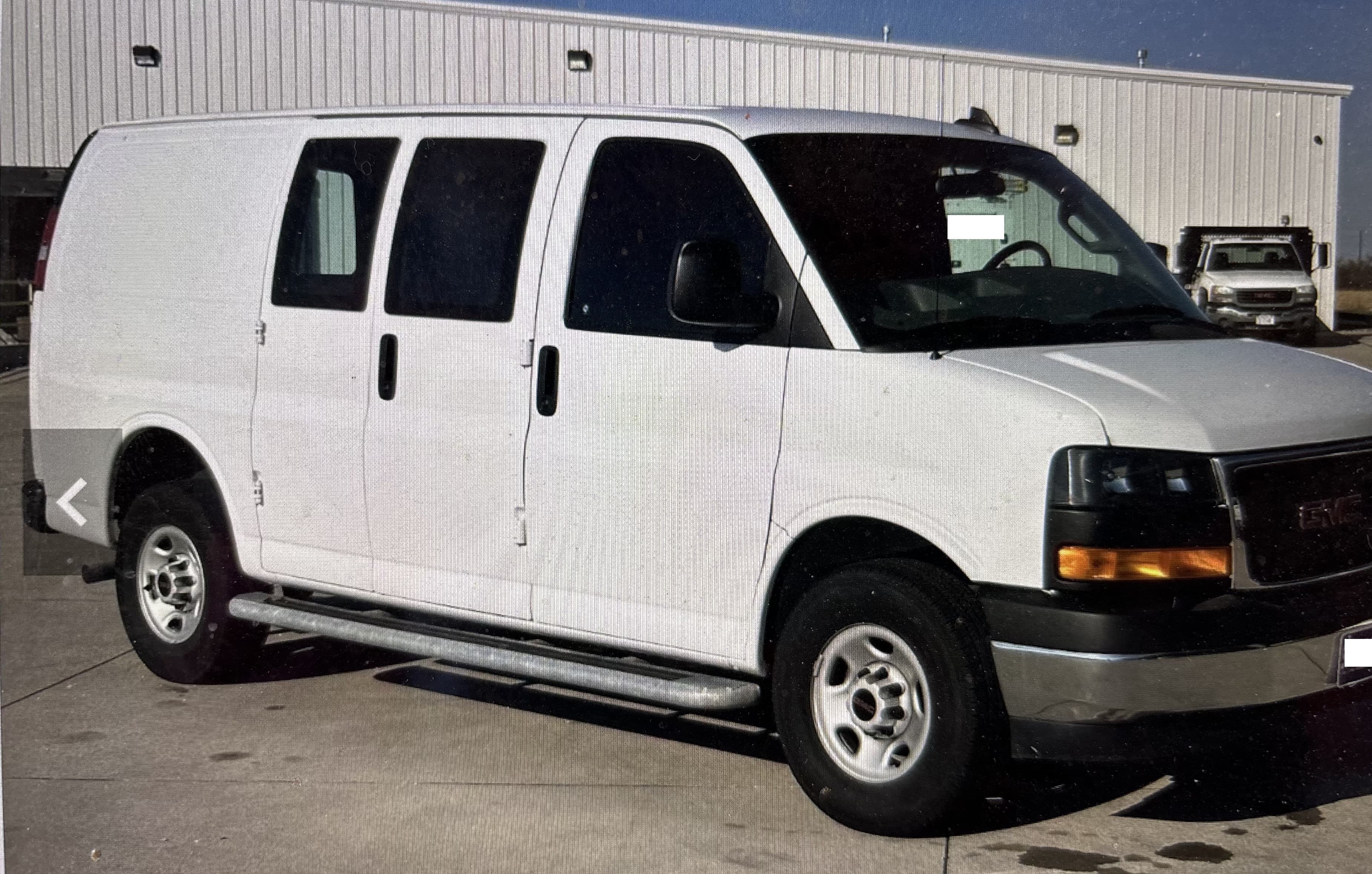 2023 GMC Savana 2500 Cargo