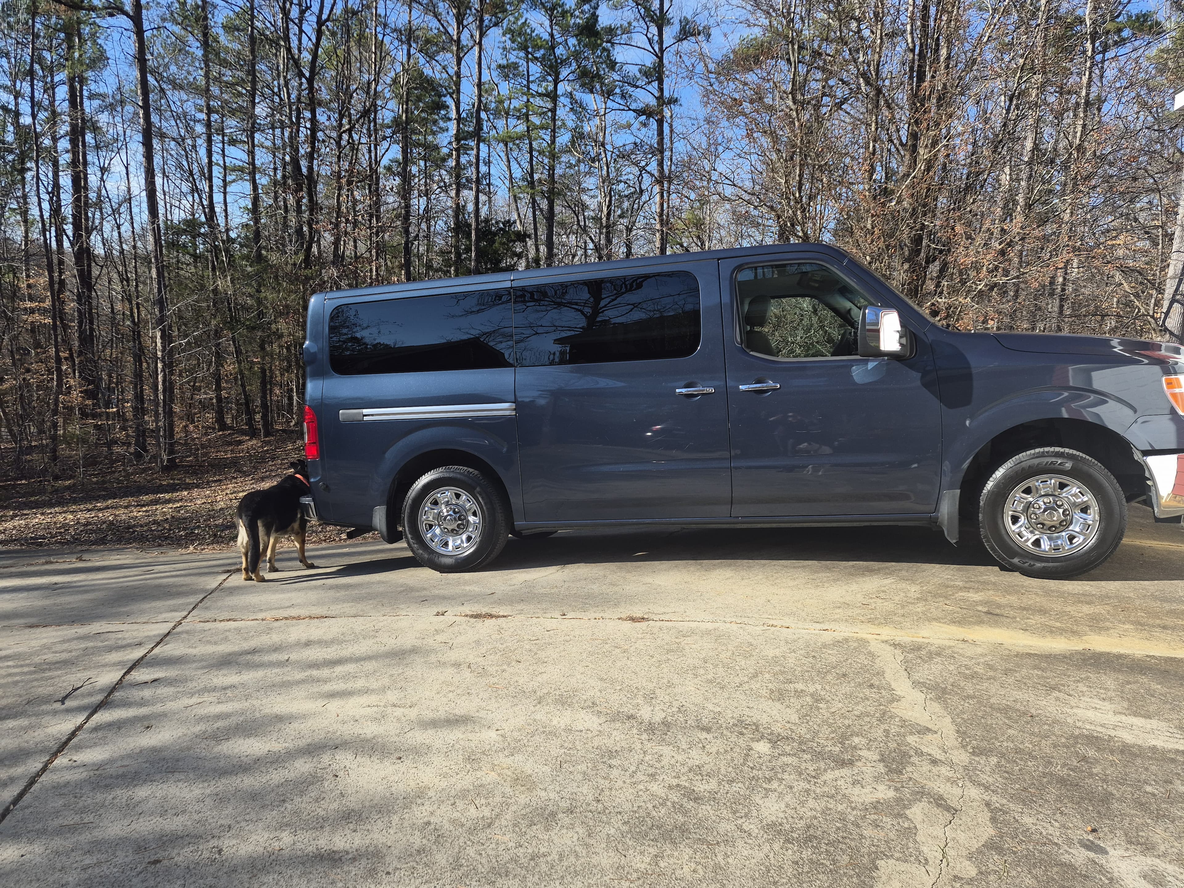 2016 Nissan NV3500 HD Passenger