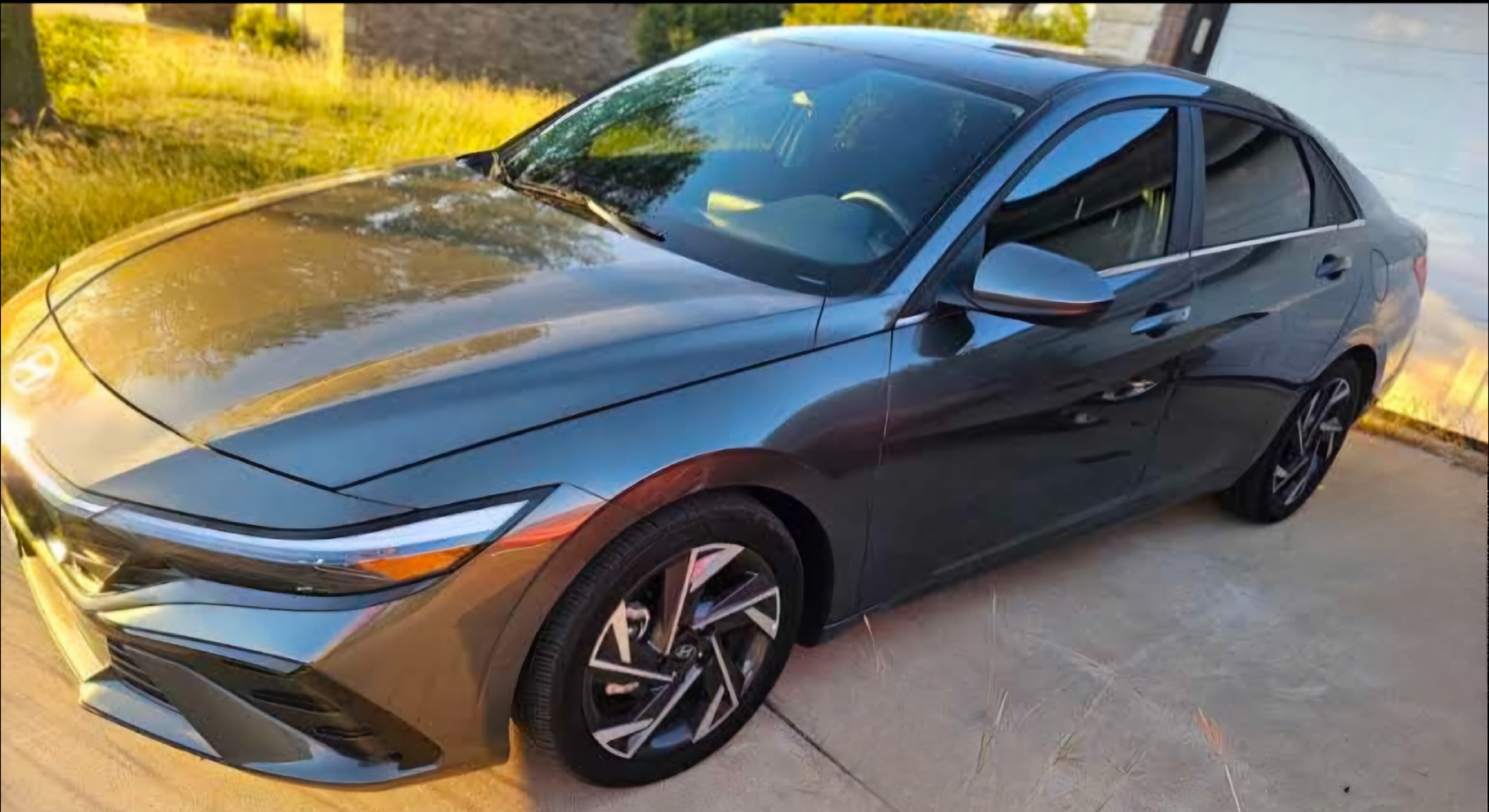 2024 Hyundai Elantra