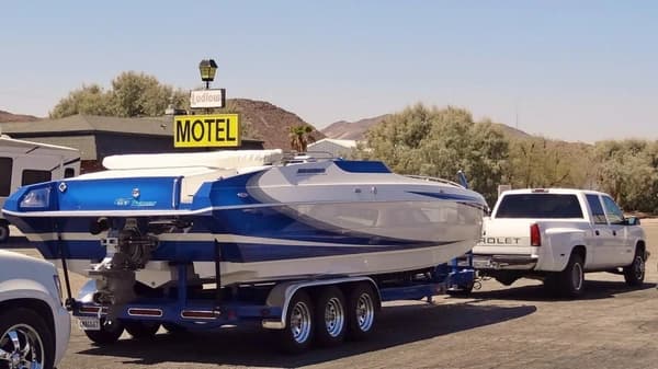 Boat Transport Cost Calculator