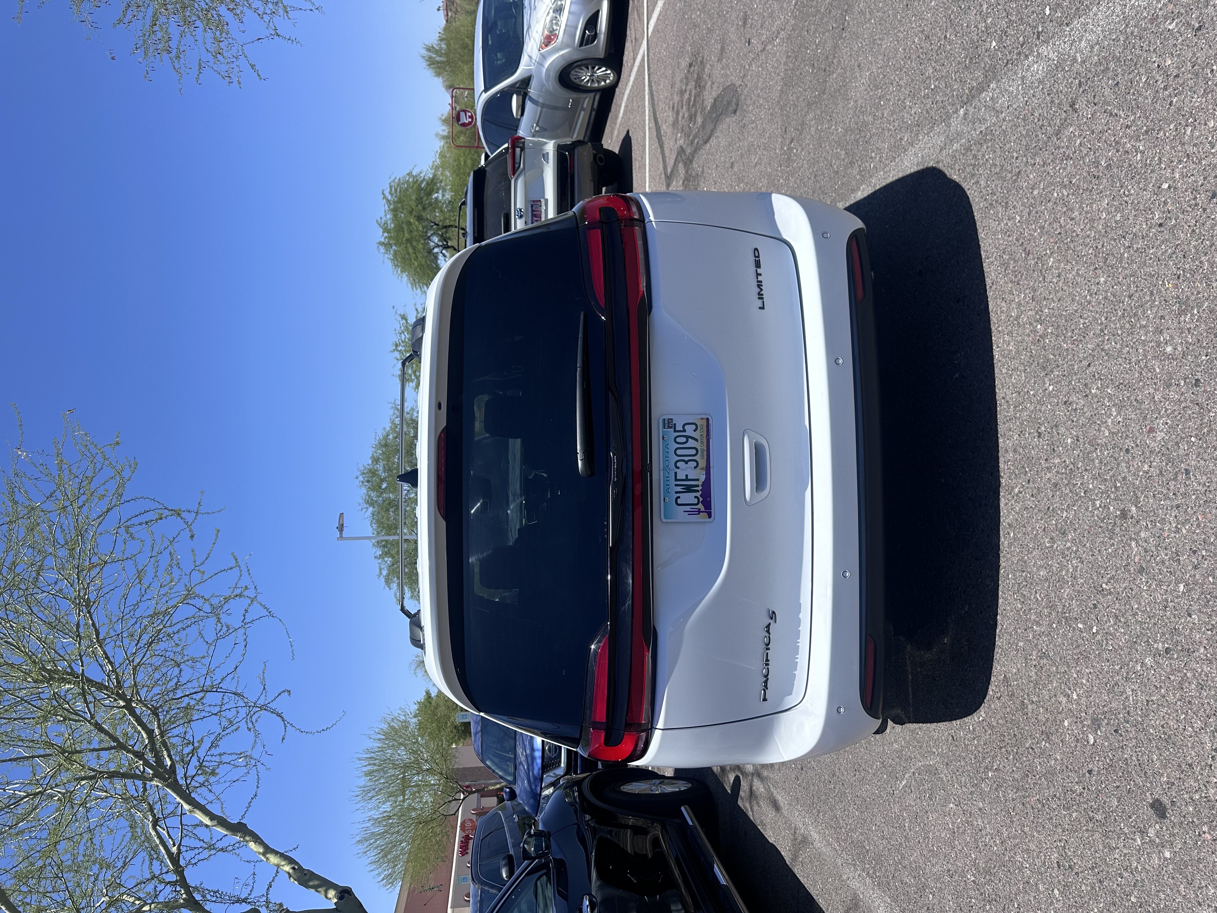 2024 Chrysler Pacifica